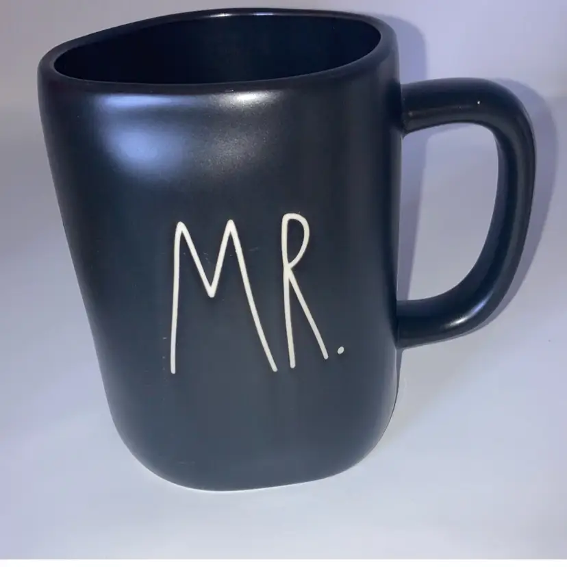 Rae Dunn “MR." Ceramic Mug! 4 3/4” Tall 5” Wide! No chips, cracks, flea bites or crazing!