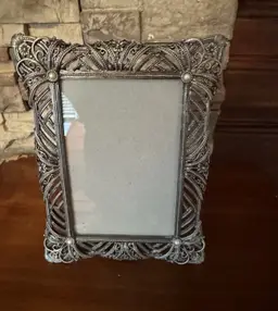 Vintage Silver Floral and Pearl Frame 8 x 6"