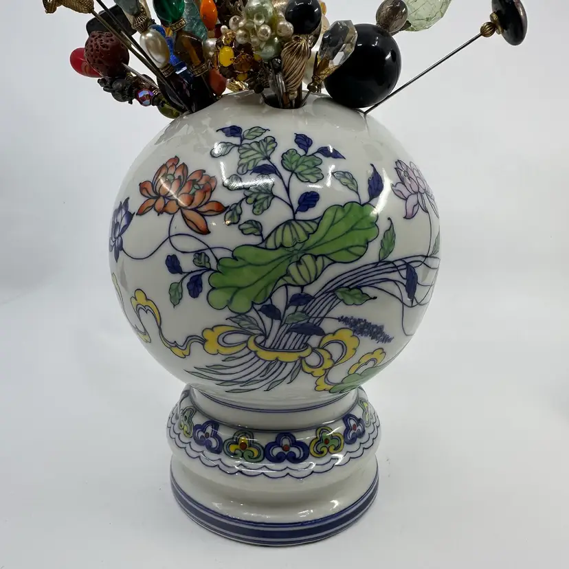 Chinese Mingyuan Taiyi  Blue and White Floral Pattern Hat Or Hat Pin Rack