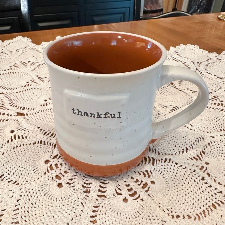 Vintage Heartland Hive “ Thankful” Stoneware Mug.