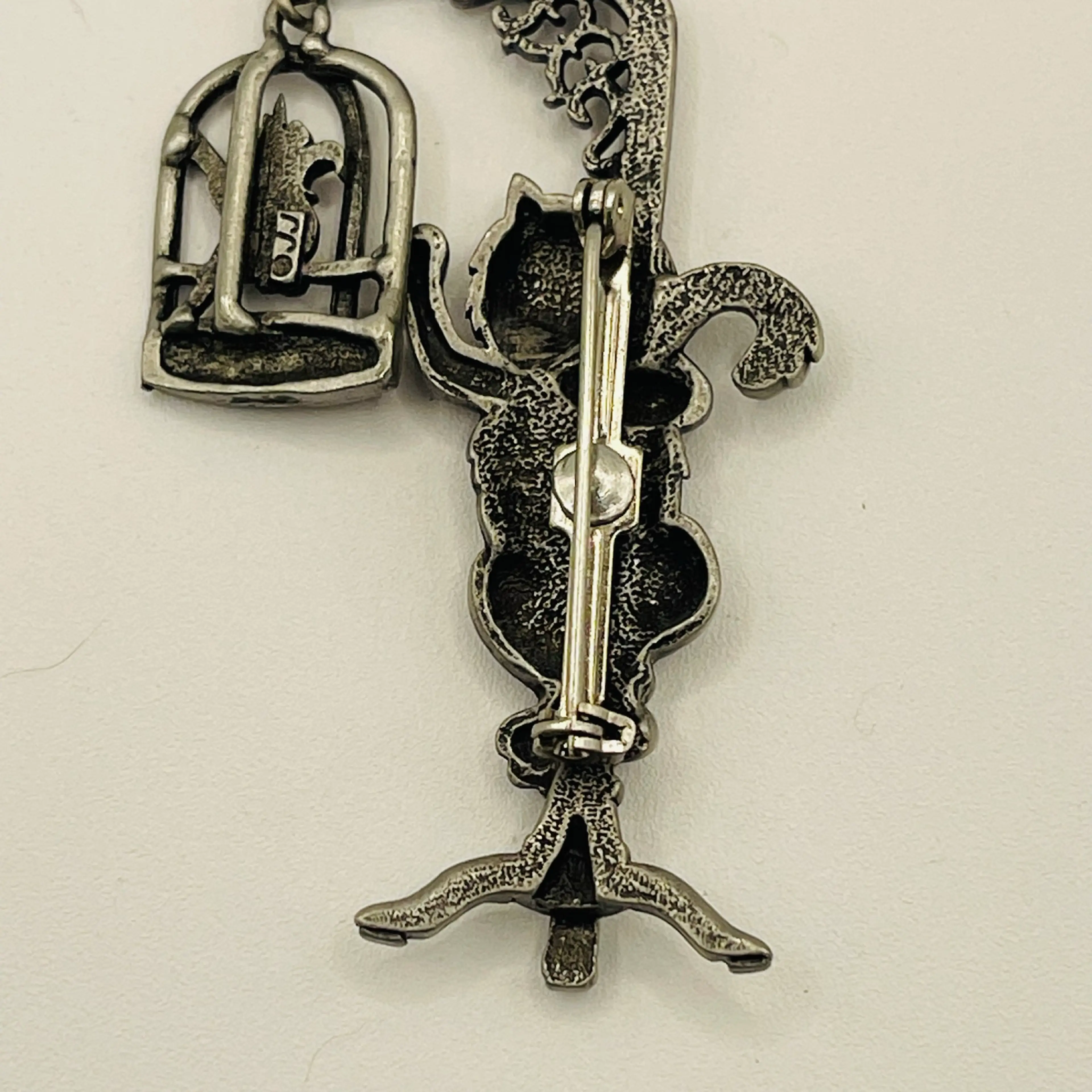 Image 2 of 3
