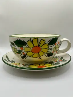 Vintage Hand Painted Brinn's Japan Daisy Tea/Coffee Cup Saucer Set 3” T CHIP