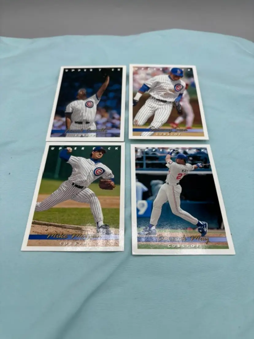 Upper Deck 1992 Lot of 4 Chicago Cubs Baseball Cards.