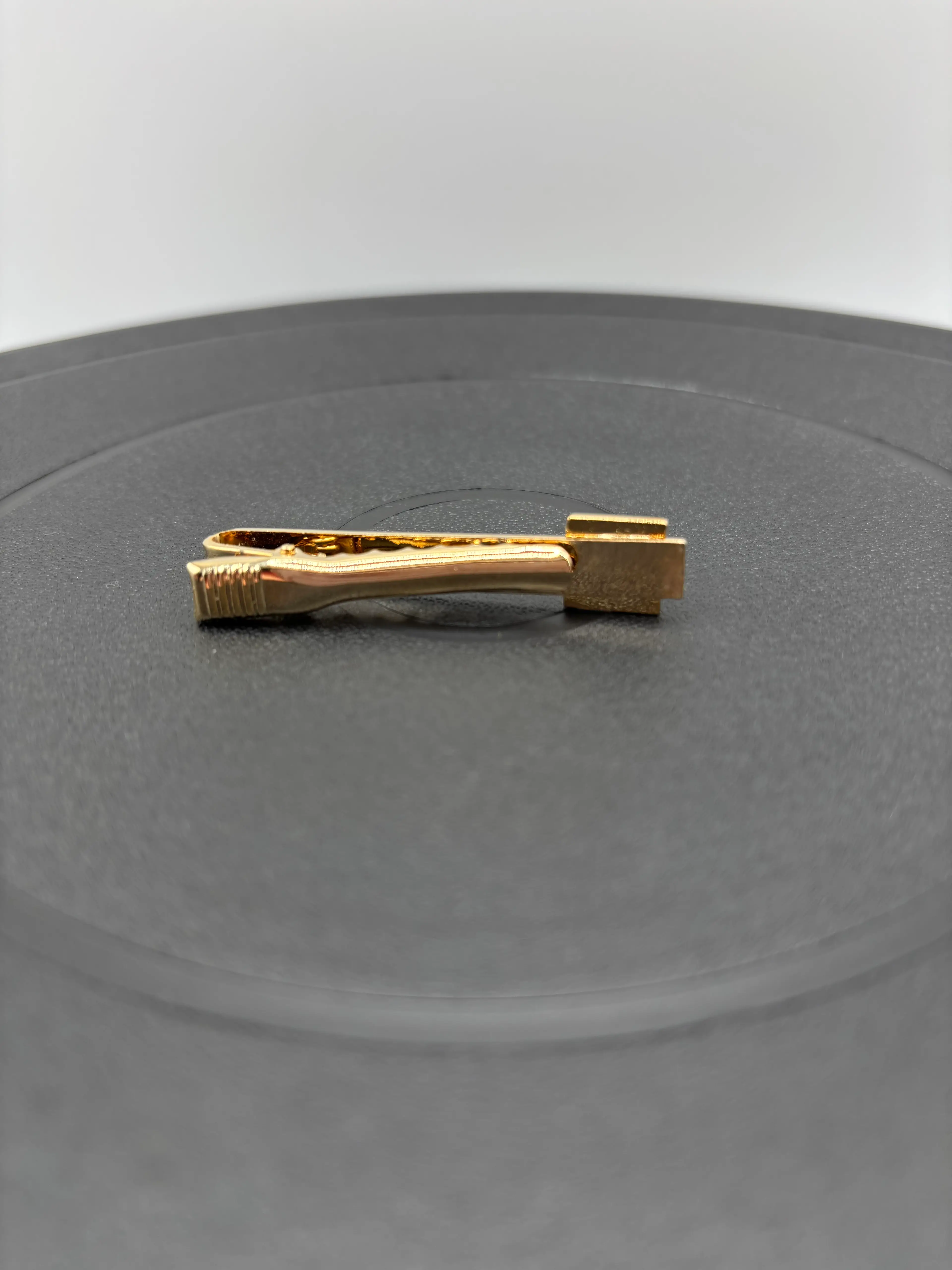 Image 3 of 4