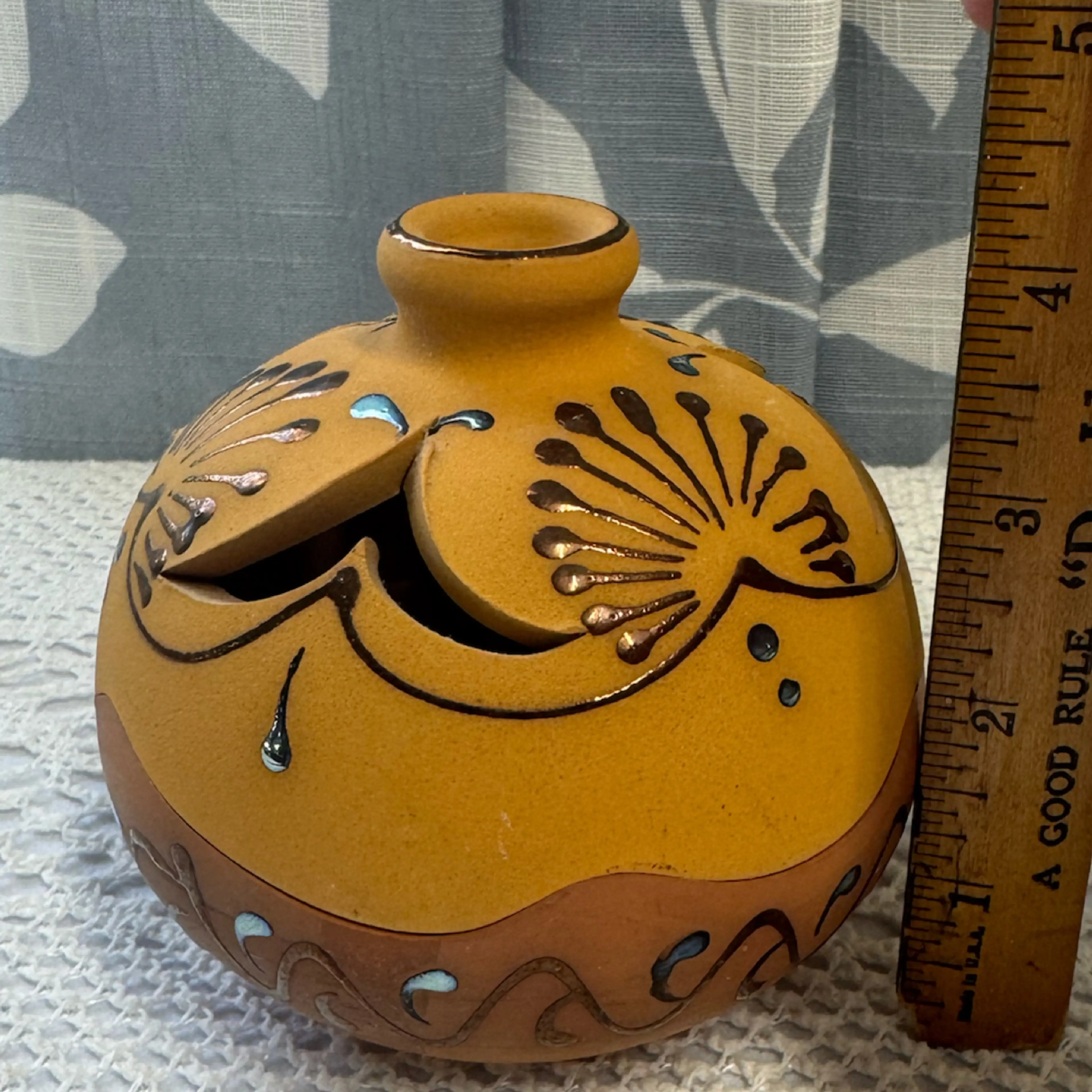 Image 2 of 6