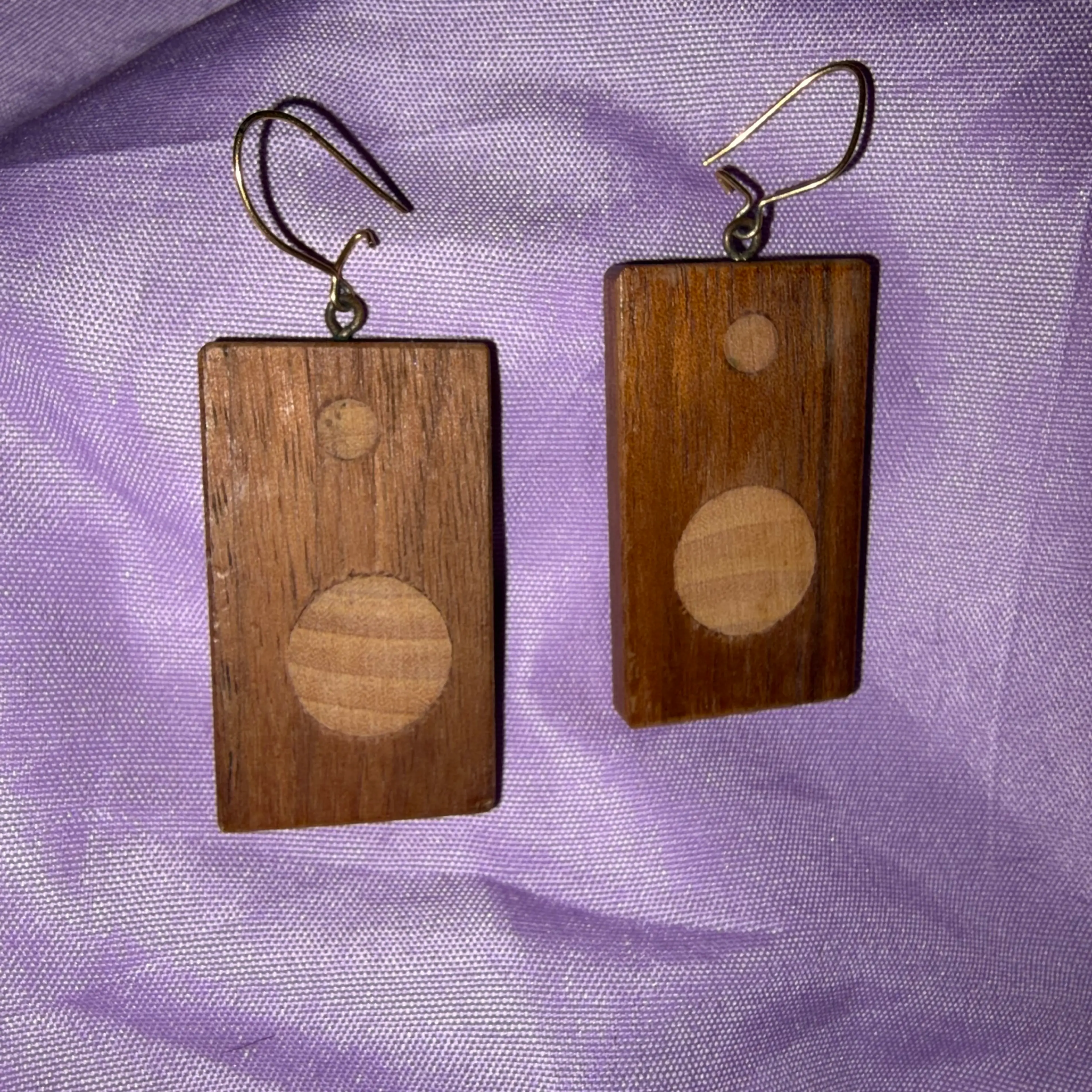 Image 3 of 3