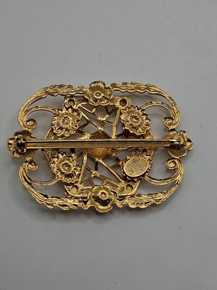 Vintage Signed Freirich Goldtone Brooch