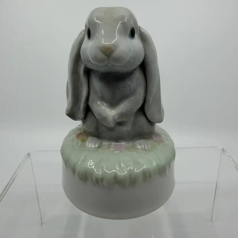 Vintage Working Otagiri Rabbit Music Box Wind Up Plays Edelweiss Nursery Decor