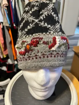 Women’s Winter Beanie Hat