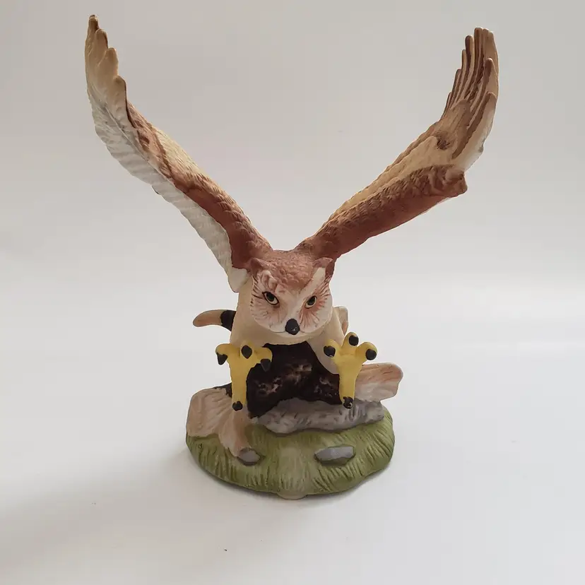 Amhearst Manor Great Horned Owl Figurine