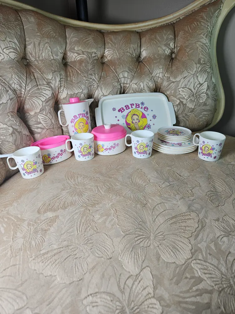 1991 Barbie Plastic Tea Set 19 Piece Set Chilton Globe Toys