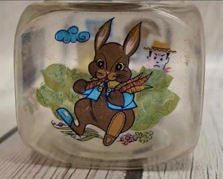 Vintage 1967 Vaseline Petroleum Jelly Plastic Nursery Jar Empty..Peter Rabbit