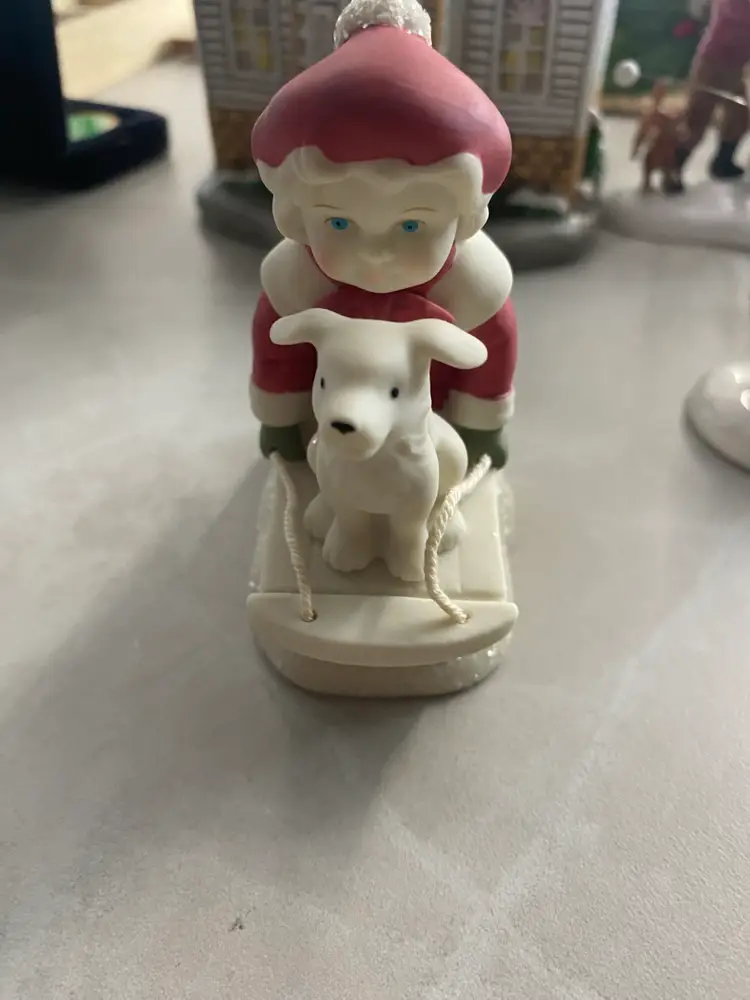 Department 56 Figurine