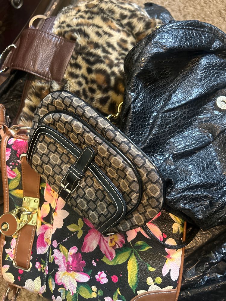 Pop Up Pocketbook Show !! Most Never Used