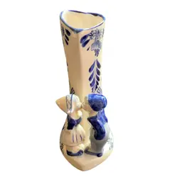 Delft Blue Dutch Boy & Girl Kissing Holland Figure Handpainted Vase 5.5”