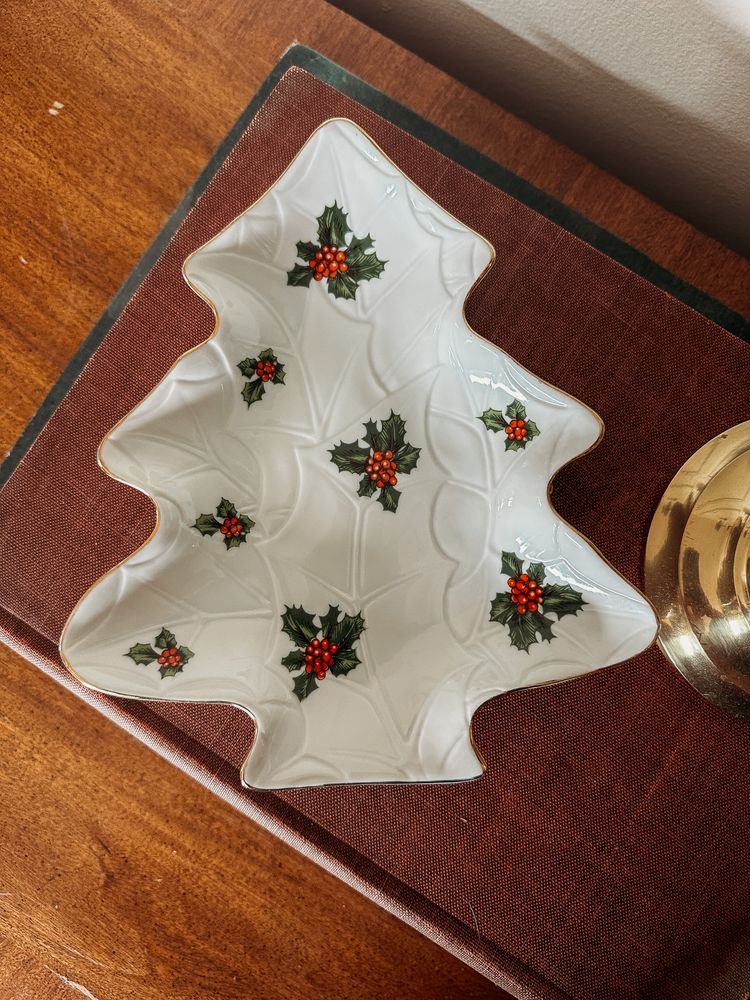Vintage Lefton China Christmas Tree Shaped Candy Nut Dish