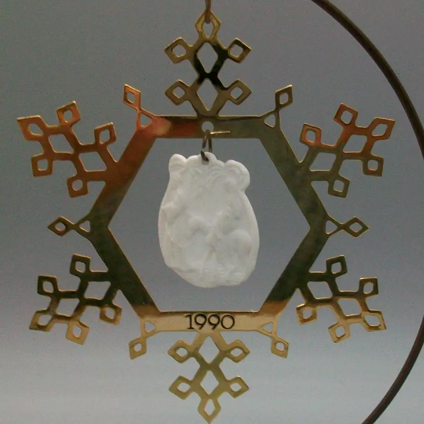 Hallmark Keepsake Ornament 1990 Greatest Story Collector Series 1st in Series