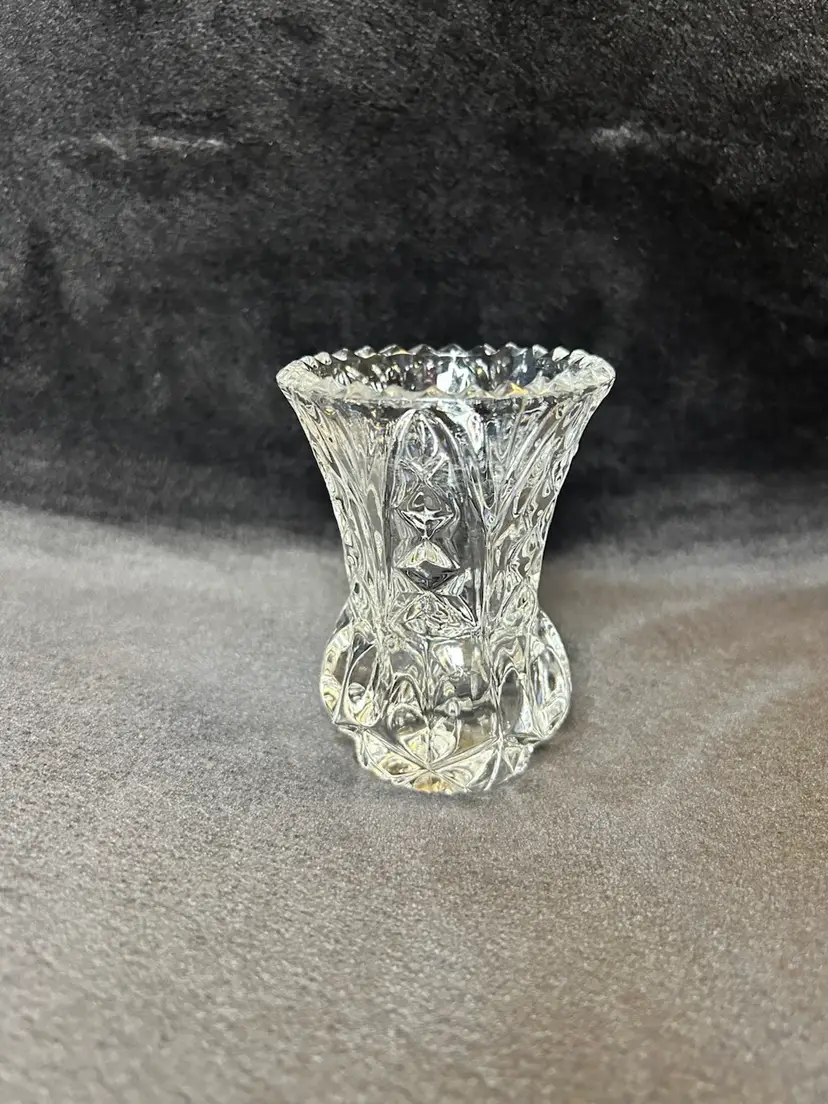 Vintage Kristal Zajecar Yugoslavia 24% Lead Crystal 3" Bud Vase Toothpick Holder