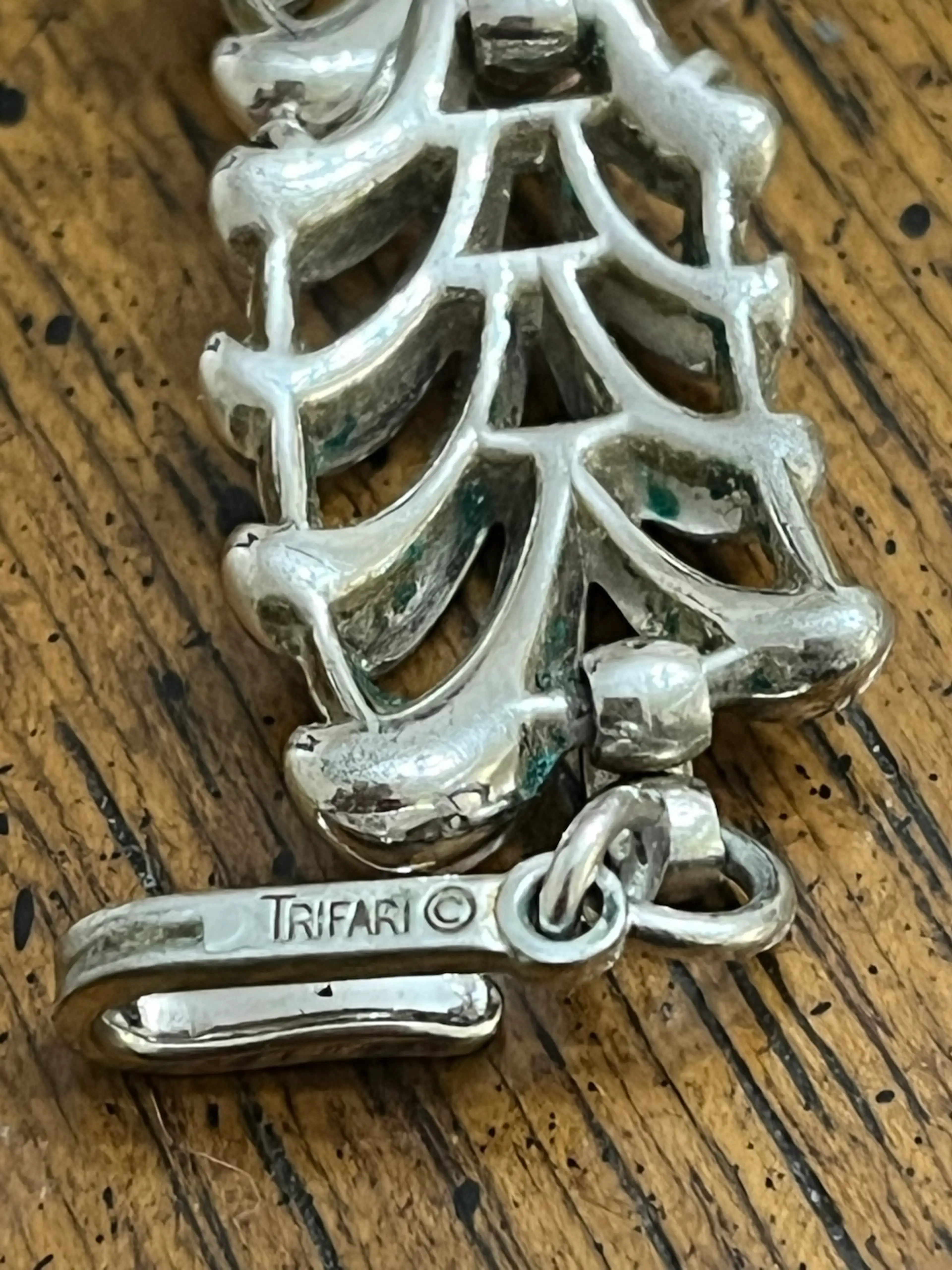 Image 4 of 6