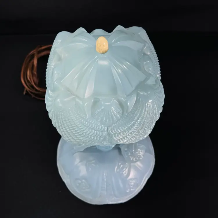 L.E. Smith Boudoir Blue Lady Lamp