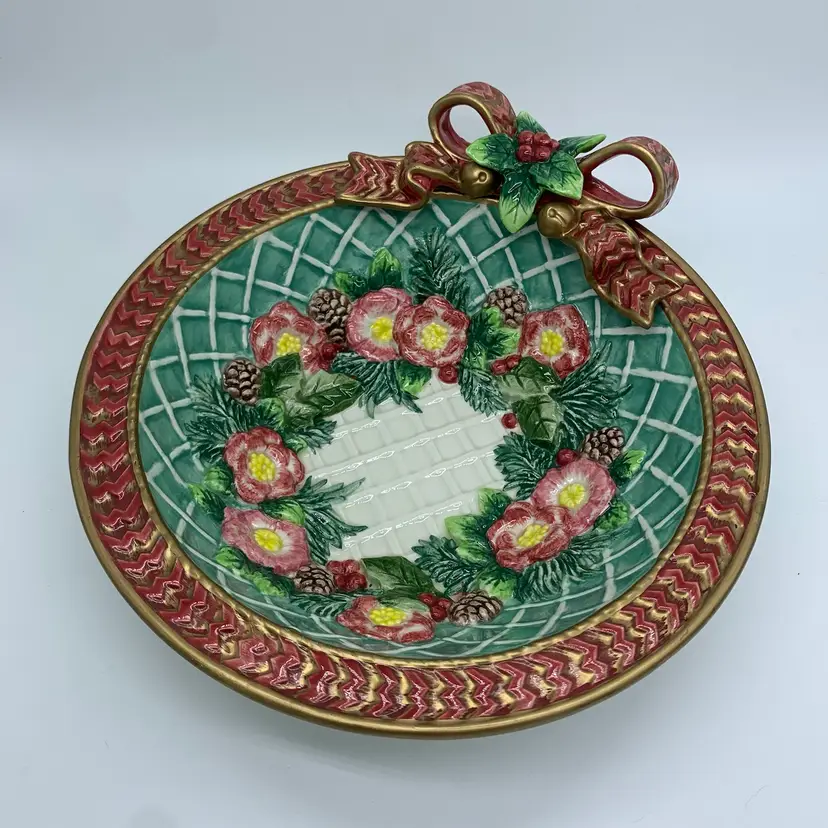 Fitz and Floyd Christmas Candy Bowl 1996 Wreath Mistletoe Floral Hand Painted 