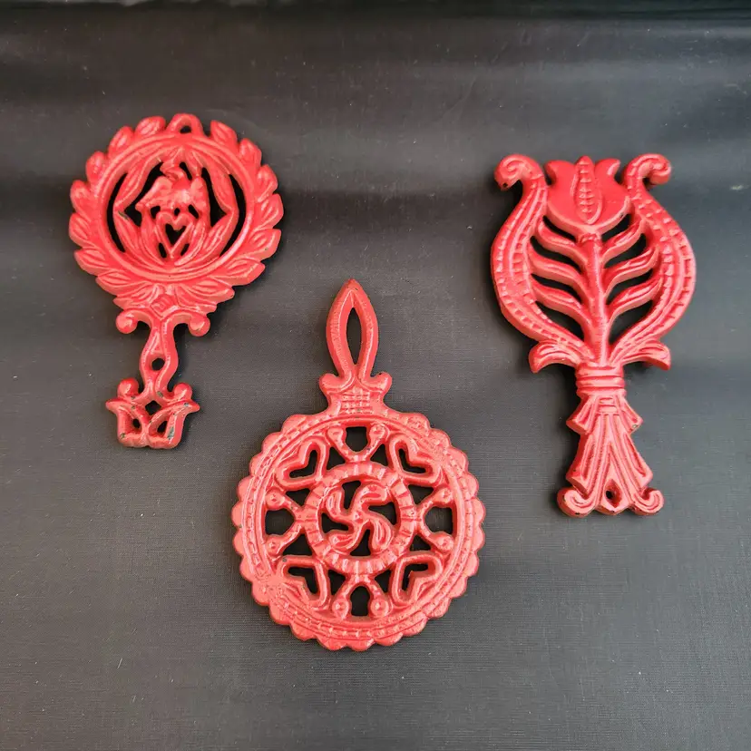 Cast Iron Eagle, Tulip & Wheel Mini Footed Trivets Red Enamel Set of 3 Vintage Folk Art Wall Hanging Pennsylvania Dutch Wilton - USA