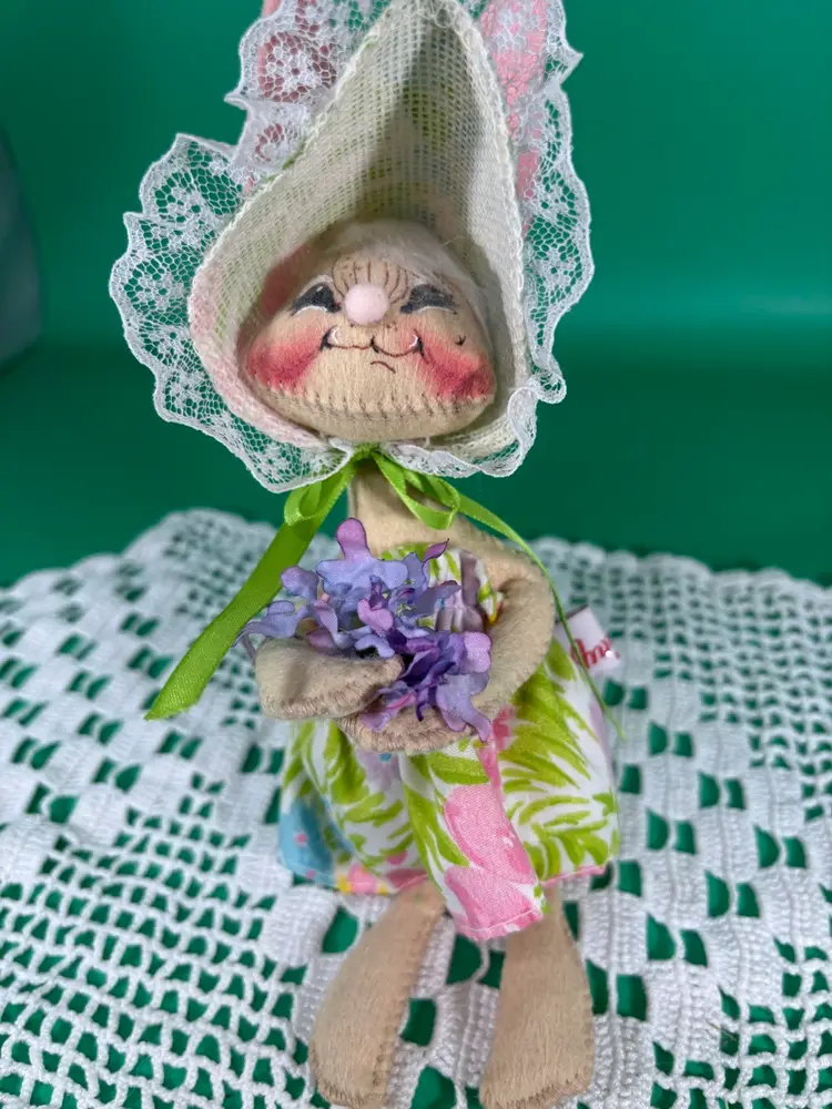Vintage Annalee Mobilitee Easter Parade Girl Bunny