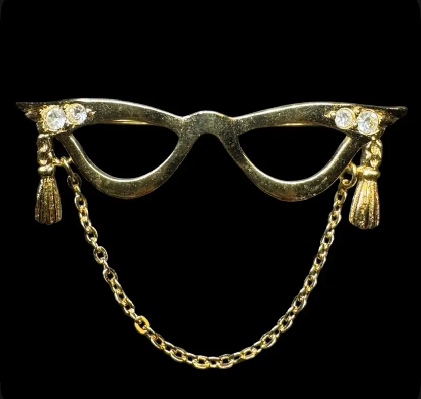 Vintage Avon Gold Tone Cat Eye Glasses Brooch Rhinestone Tassel Chain Pin Brooch Pin 2.25”