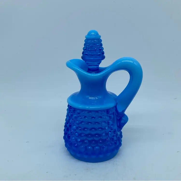 #0228 Fenton blue opalescent hobnail glass cruet with applied handle and stopper 4.5” x 3.5”
