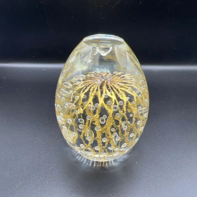 3.5” Tall Gold Fishnet Pattern w/ Controlled Bubbles Paperweight