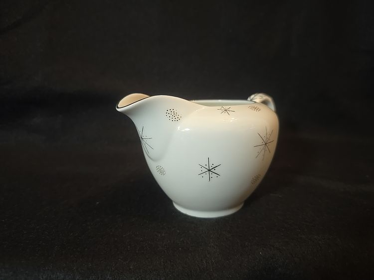 Vintage Snowflake Fine China Creamer Jug — Japan, Mid-Century