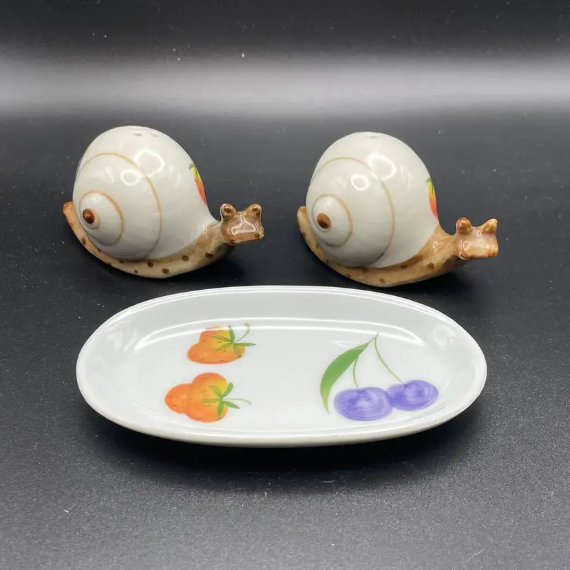 Snail Salt Pepper Shakers with Tray VTG Andrea by Sadek Strawberries Cherries