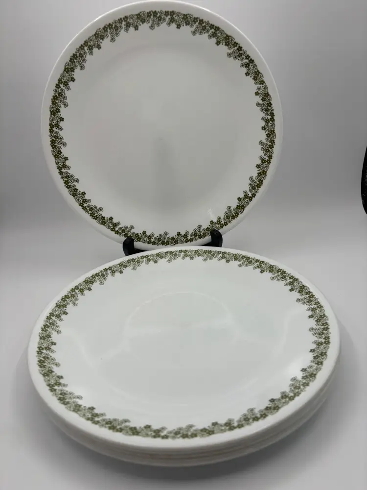 Corelle Corning  Green Spring Blossom Crazy Daisy 6 Dinner Plates