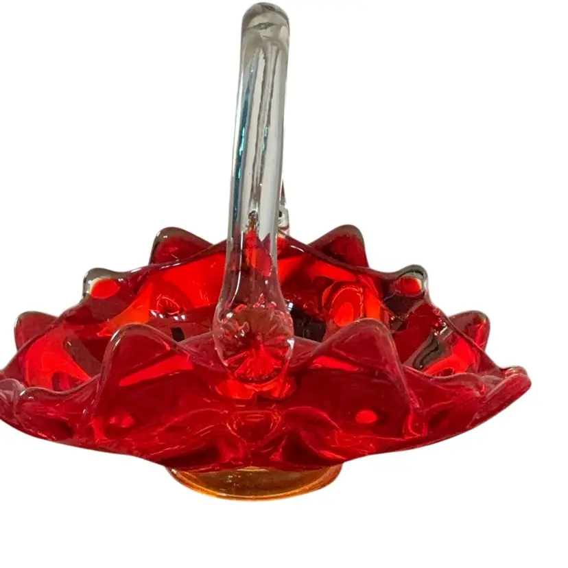 Vintage Viking Amberina Basket 7”x8.”