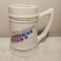 **NEW** Vintage 1981 Pro Football Hall of Fame "The American Dream" Mug