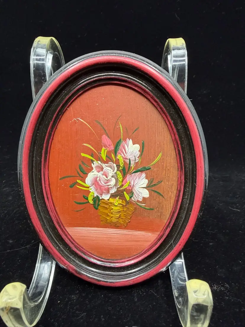 Vintage Plastic Red&Black Small Oval Frame W Hand Painted Floral Still Life Artwork