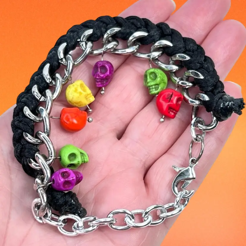 Beaded Sugar Skull Black Cord Bracelet. Silver-tone. Adjustable Fits 6” to 8” Wrist. Day Of The Dead. Perfect For Halloween.