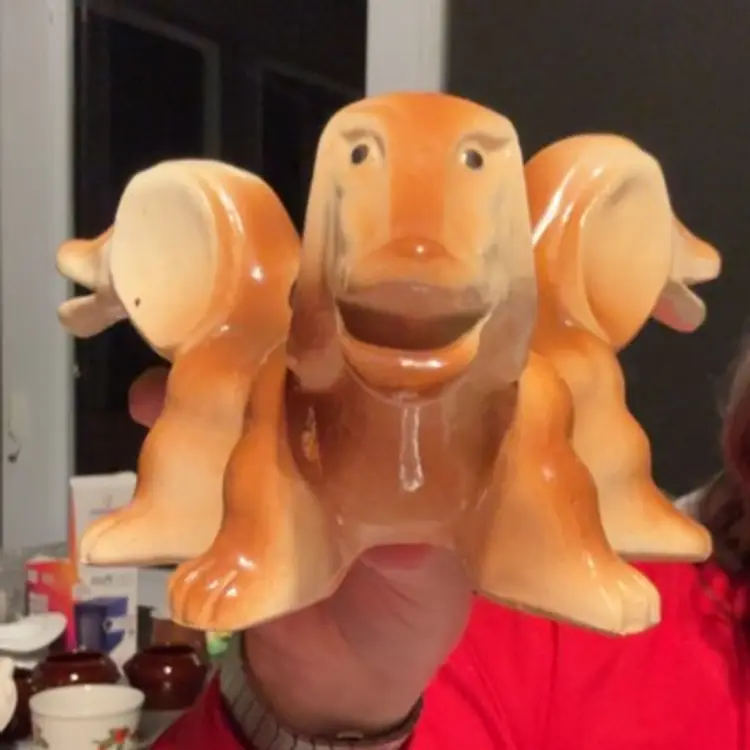 Dachshund trio planter