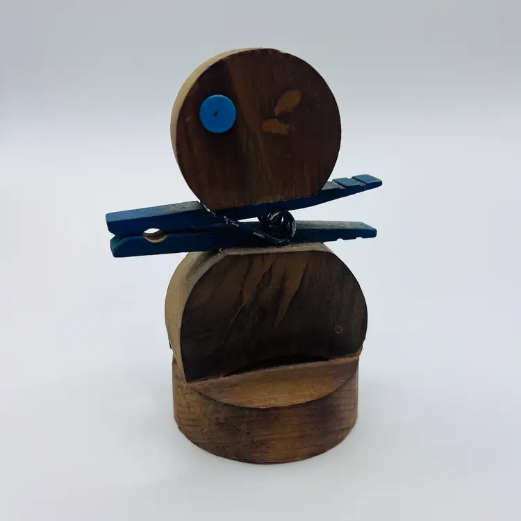 Adorable Vintage Farmhouse Wood Recipe Holder Duck 4.25”