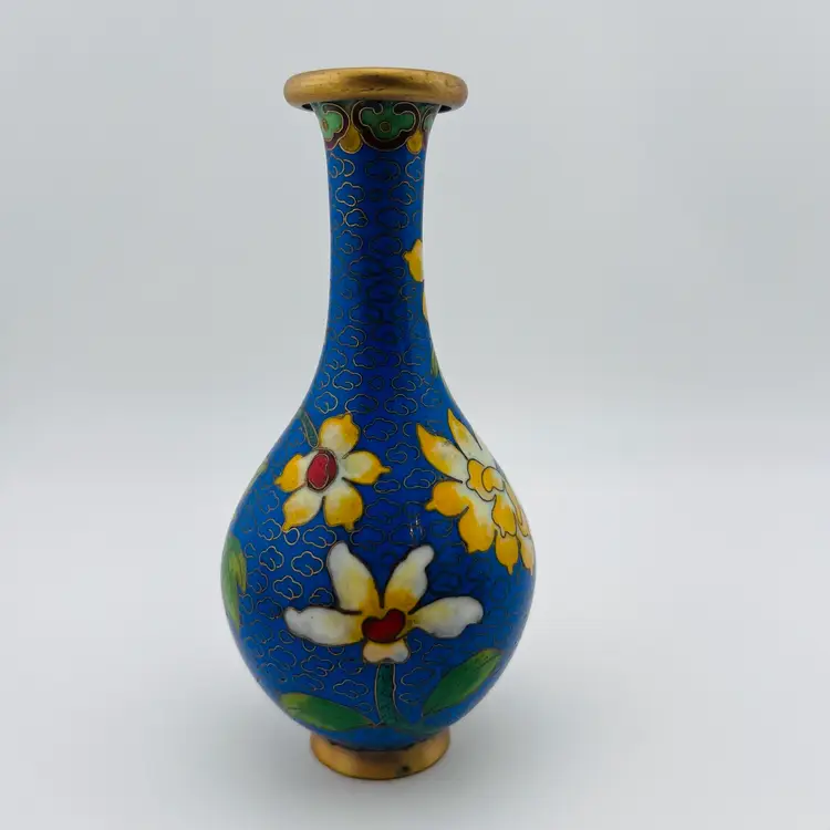 Pretty Vintage Cloisonné Vase 5”