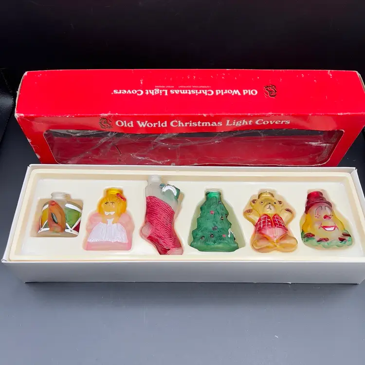 Large Lot Of Strand Light Covers Christmas Old World Avon Other Variety