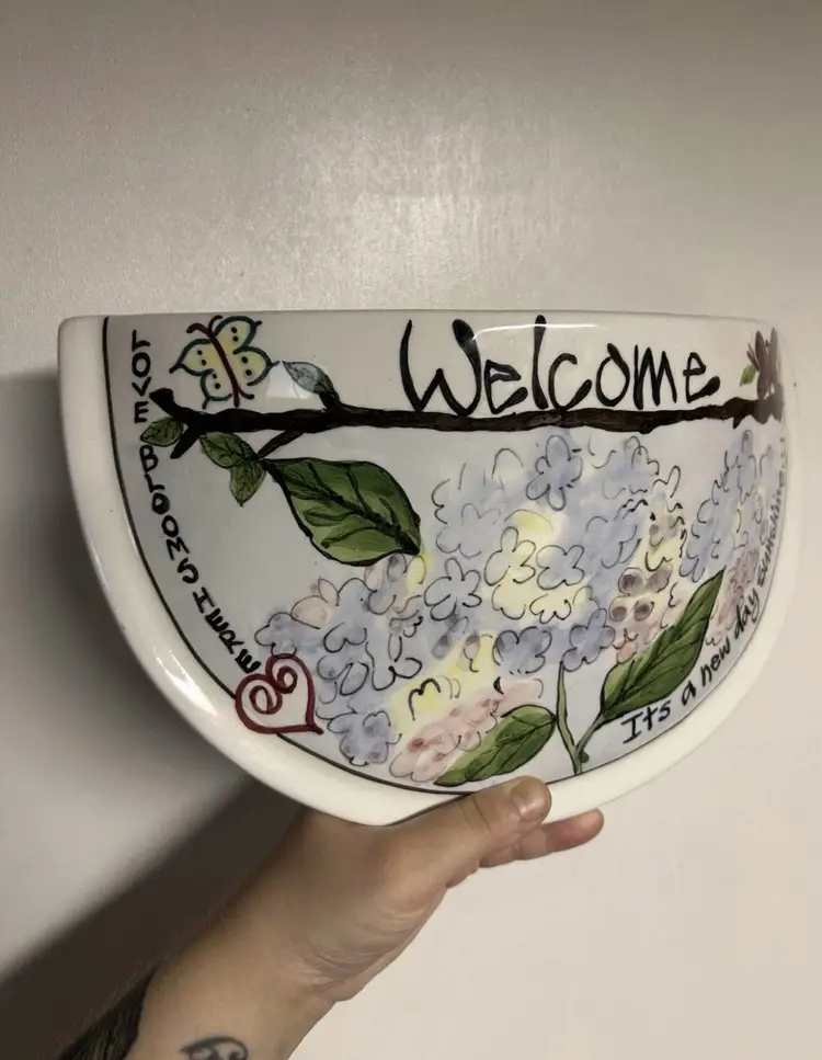 Beautiful Lotus International Welcome Wall Planter