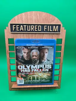 Olympus Has Fallen (Blu-ray, DVD, 2013)
