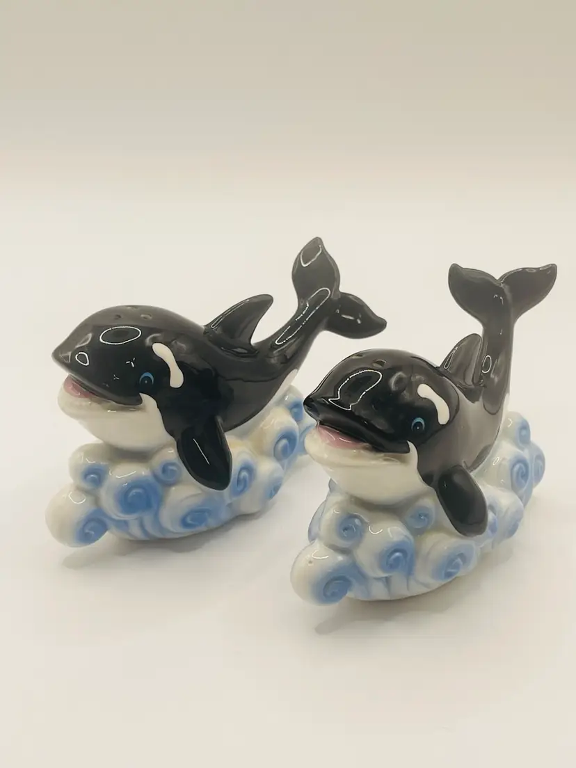 Vintage Orca/Killer Whale Salt And Pepper Shakers