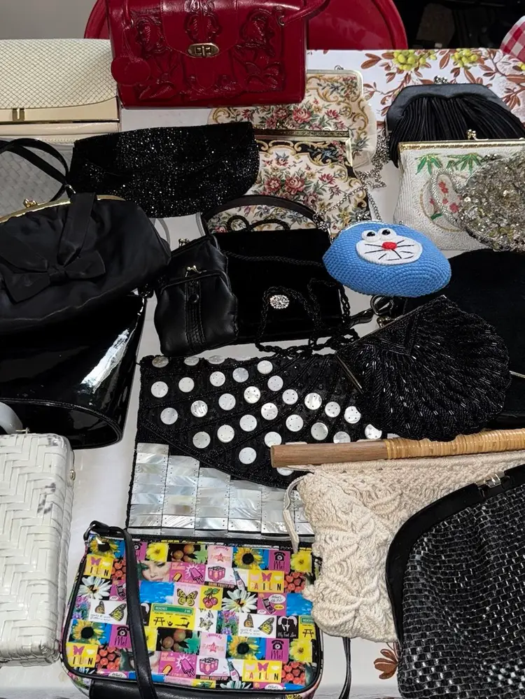 Vintage Purse Live! 1940’s To 2000 And Everything In Between! 