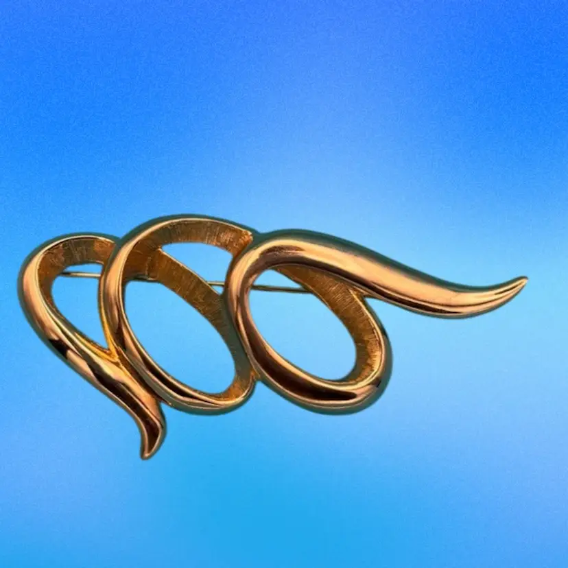 Vintage Abstract Gold-Tone Swirl Brooch – Modernist Ribbon Pin