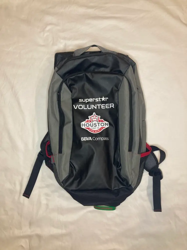 2017 SUPERBOWL LI (51) HOUSTON VOLUNTEER BACKPACK + BRACELET NE Vs. AT