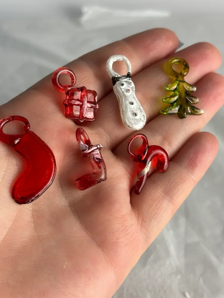 6 Holiday Glass Pendants 1”