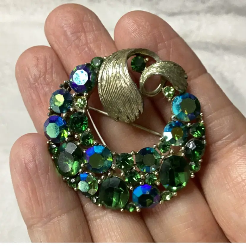 Vintage Lisner Brooch Gold Tone AB Rhinestones 1.5”