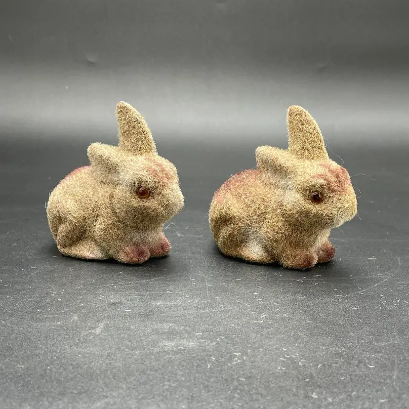 Flocked Plastic Blow Mold Bunny Rabbits Brown Easter Spring Set of 2 VTG